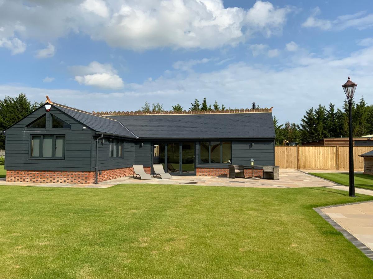 Little Oak Lodge Hailsham Extérieur photo